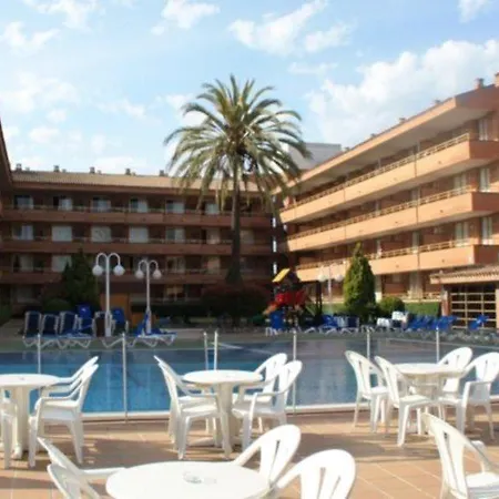 Voramar 3* كامبريلس