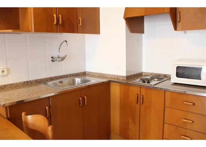 Voramar אתר נופש 3*